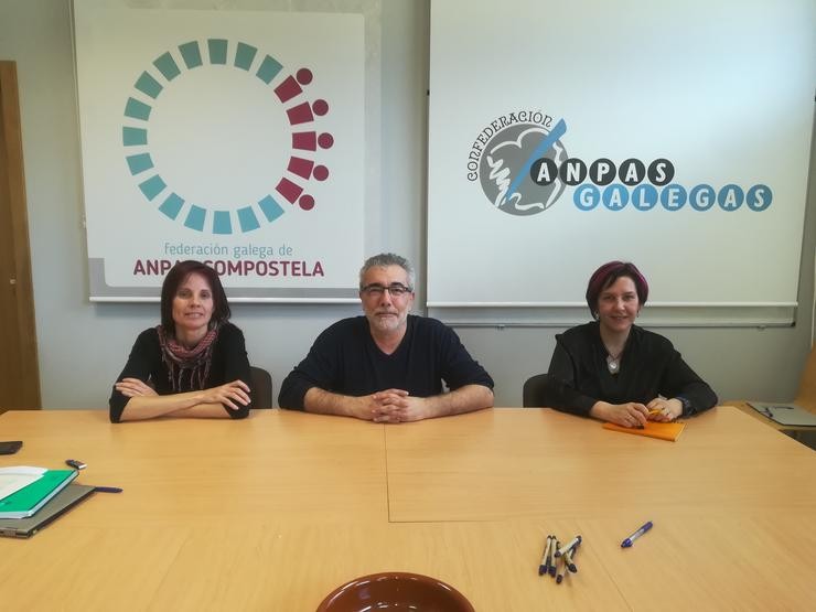 A Fanpa de Compostela critican a falta de revisión do Concello de comedor 