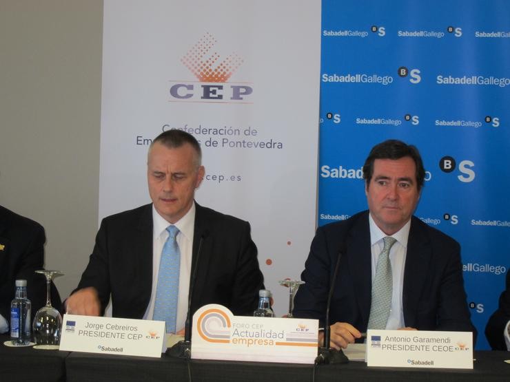 O presidente da CEOE, Antonio Garamendi, e o presidente da CEP, Jorge Ce. PAULA XUSTO-EUROPA PRESS