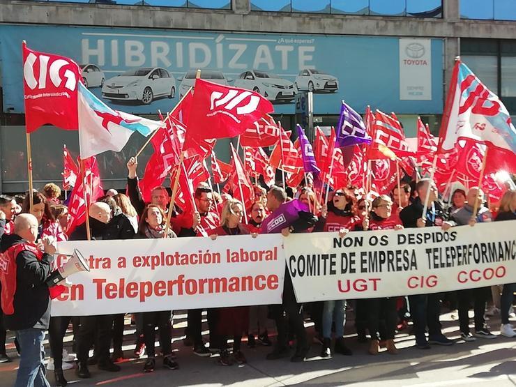 Protesta do persoal de Teleperformance.