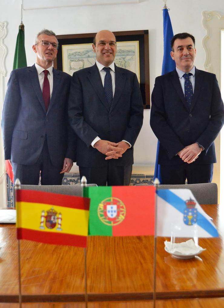 Galicia e Portugal celebrarán un cume para profundar nas súas relacións económic. XUNTA 