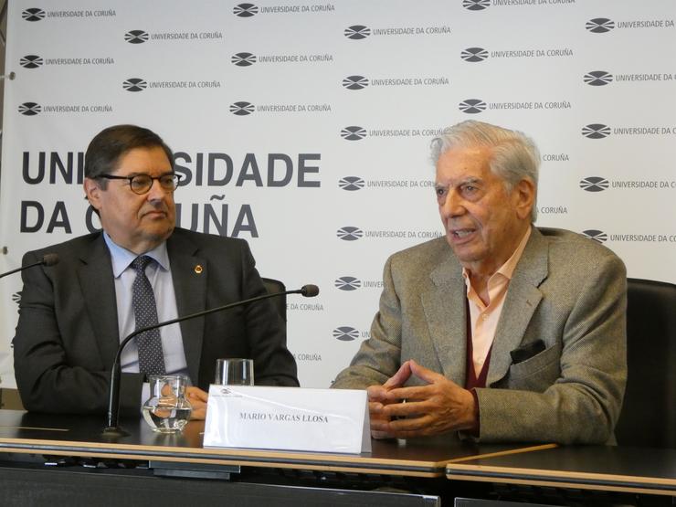 Vargas Llosa destaca a literatura como "motor" que sacou ao humano "das caver. UDC
