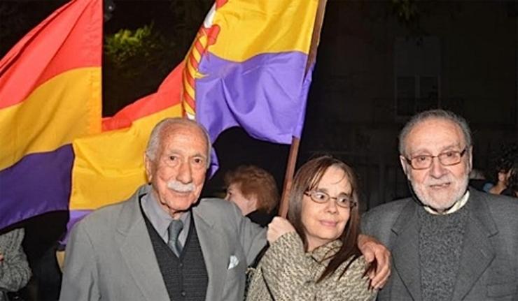Darío Rivas, á esquerda, nun acto republicano en Arxentina /  Federacion de Asociaciones Gallegas de la República Argentina (FAGRA)