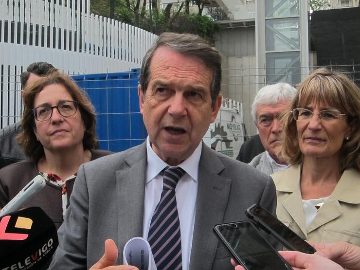 Abel Caballero admite un erro nas papeletas do PSOE en Vigo 