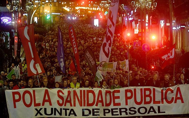 Manifestación pola sanidade en Vigo