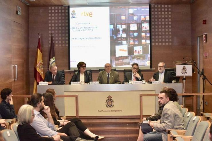 Entrega de premios da RTVE, entre eles, un para a estudante da USC Beatriz Gutiérrez