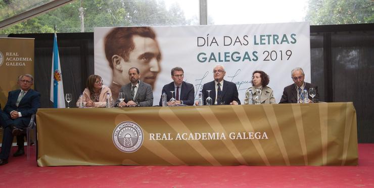 A carballeira de Famelga acolleu o pleno da Real Academia Galega co gallo do Día das Letras Galegas 2019 dedicado a Antonio Fraguas 