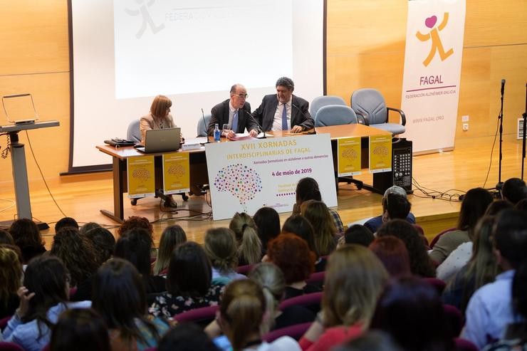 O Sergas destina 64.000 euros a actividades de información e apoio a familiares e coidadores de enfermos de Alzheimer. XUNTA DE GALICIA