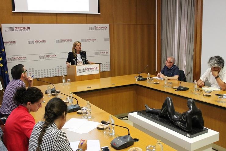 A Deputación de Pontevedra colgará pancartas en recordo das 1.000 mulleres asasinadas por violencia machista. DEPUTACIÓN DE PONTEVEDRA 