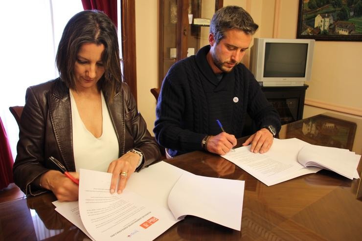 O acordo de PSOE e BNG en Lugo para formar "un único goberno" inclúe a peonalización da Rolda da Muralla. BNG