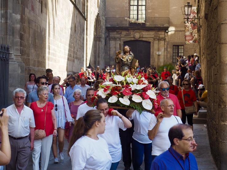 Procesión en Barcelona organizada polo Centro Galego de Barcelona.. CENTRO GALEGO DE BARCELONA 