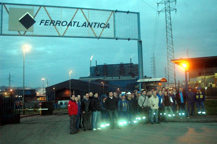Traballadores Ferroatlántica. FERROATLÁNTICA - Arquivo / Europa Press