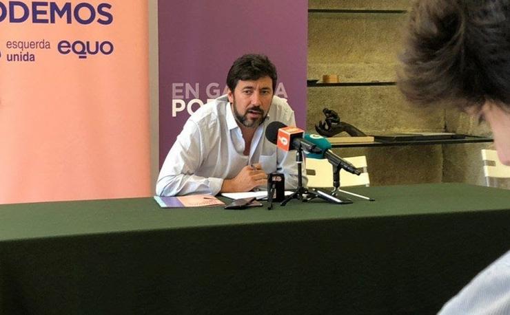 O secretario xeral de Podemos Galicia e deputado de Galicia en Común, Antón Gómez-Reino, durante unha rolda de prensa. PODEMOS GALICIA 