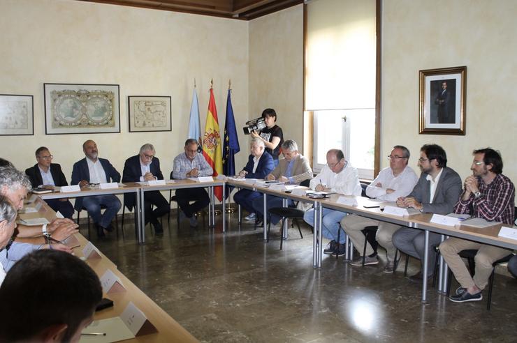 Imaxe da reunión da Comisión de seguimento do Barbaña.. SUBDELEGACIÓN DO GOBERNO EN OURENSE 