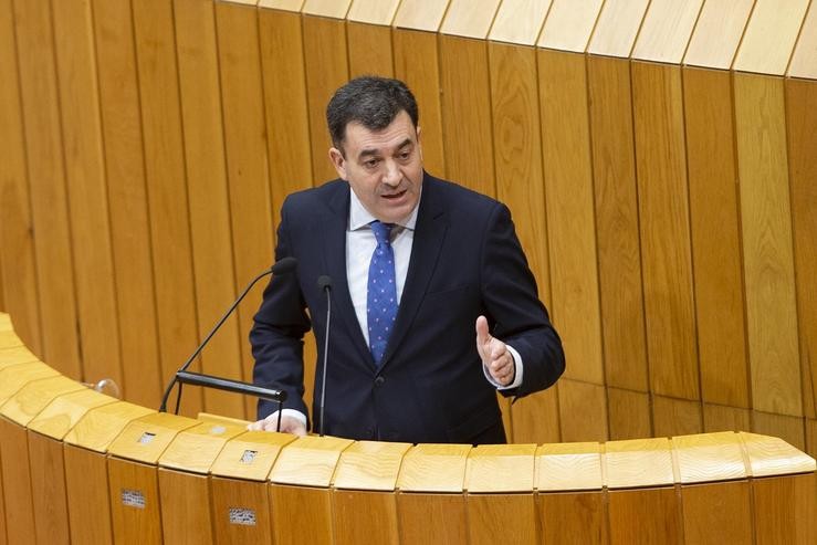O conselleiro de Cultura e Turismo, Román Rodríguez, comparece no Parlamento de Galicia. XUNTA - Arquivo 