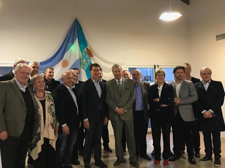 Reunión de Alberto Núñez Feijóo con empresarios galegos do sector pesqueiro en Porto Madryn (Arxentina). XUNTA 