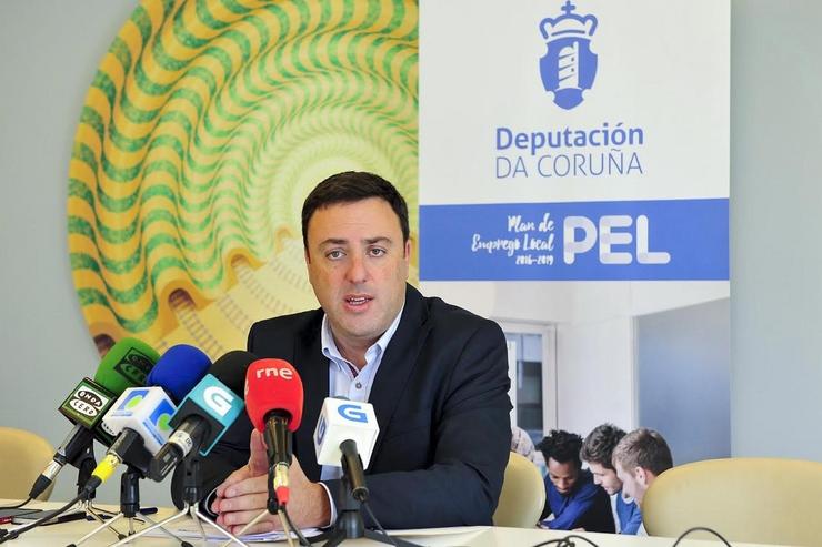 Presidente da Deputación da Coruña Valentín González Formoso en presentación premios PEL. DEPUTACIÓN DA CORUÑA - Arquivo