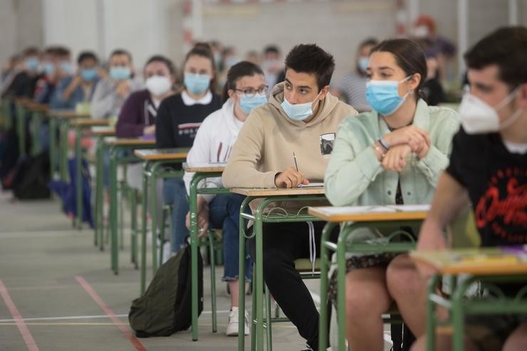 Estudantes realizan os exames de Selectividade en xuño de 2020.. Carlos Castro - Europa Press - Arquivo