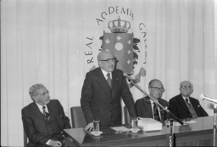 Ano Carvalho Calero, homenaxeado nas Letras Galegas. RAG