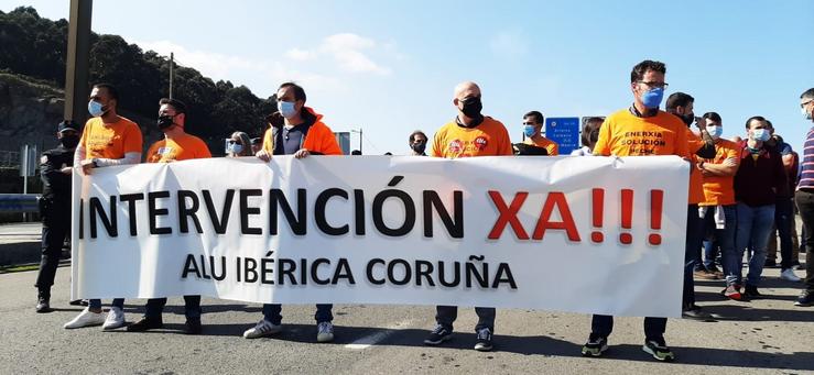 Concentración de traballadores de Alu Ibérica na Coruña. COMITÉ DE EMPRESA DE ALU IBÉRICA 