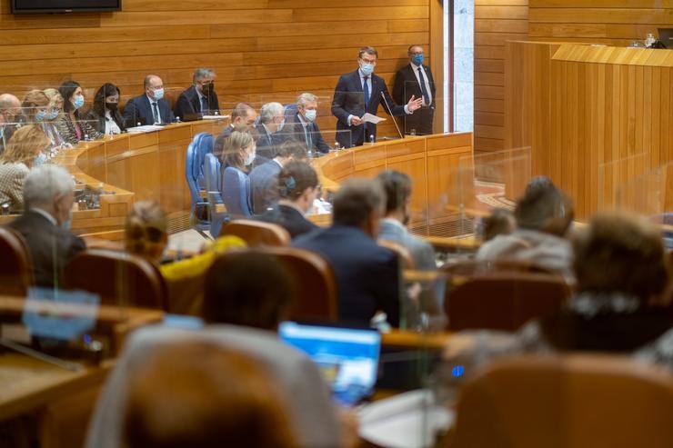 O presidente dá Xunta responde as preguntas dous grupos non Pleno da Cámara 