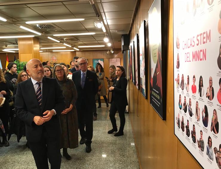 O delegado do Goberno, Javier Losada,nunha mostra de 2019 sobre  Violencia contra a Muller. DELEGACIÓN DO GOBERNO - Arquivo / Europa Press