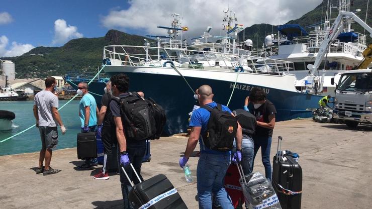 Relevo tripulación. OPAGAC / Europa Press