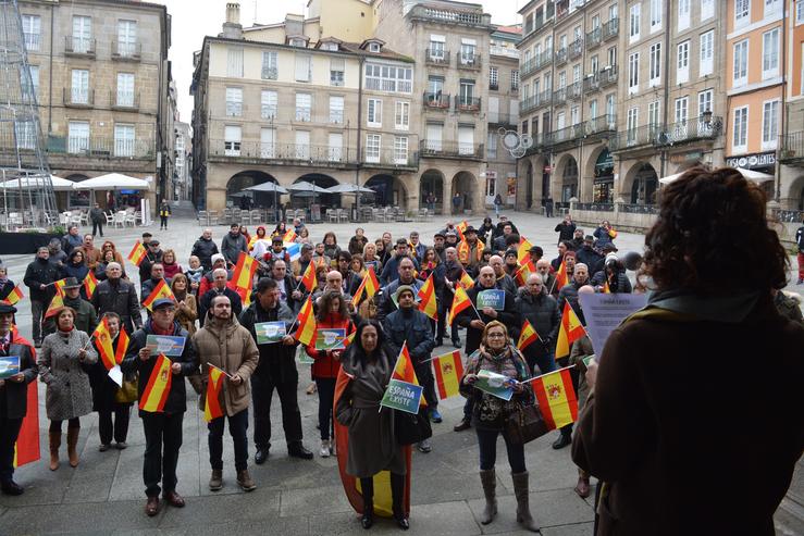 Concentración convocada pola plataforma 'España Existe', próxima a Vox, fronte ao Concello de Ourense. 