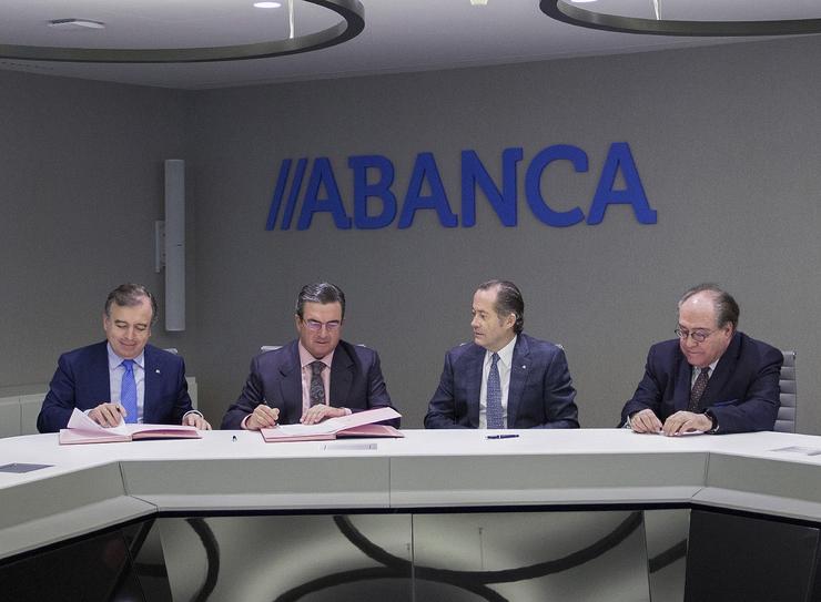Firma do convenio entre Abanca, Afundación e a Asociación Galega de Empresa Familiar.. ABANCA