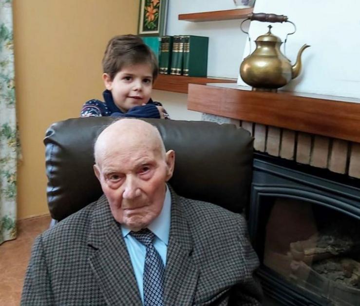 Manuel Castroseiros acaba de facer os 100 anos e xa é o 13º centenario do municipio / Concello de Sober