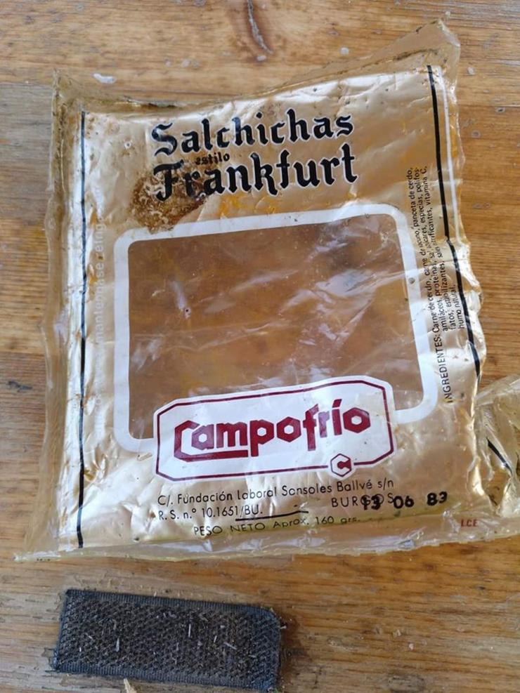 Envase de Salchichas frankfurt con data de caducidade de 1983