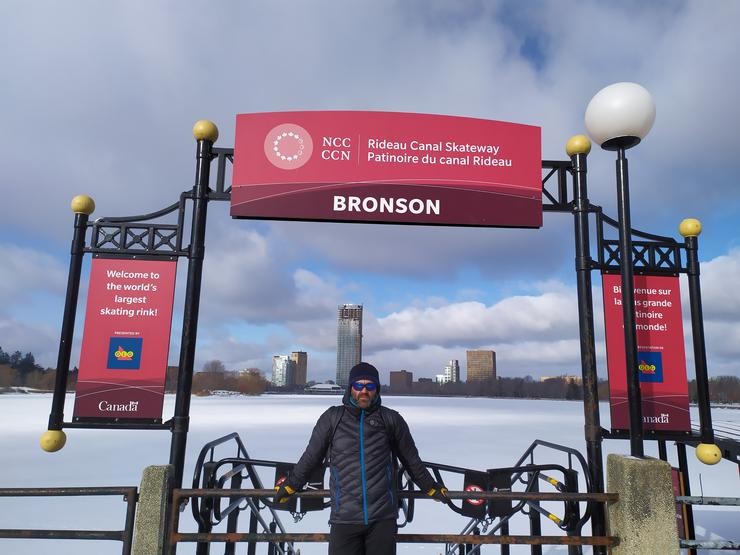 Rideau Canal conxelado, en Otawa / Remitida