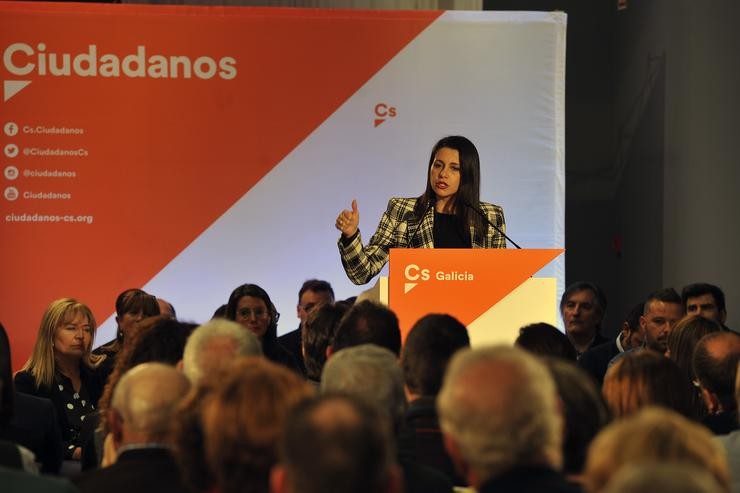 Inés Arrimadas, durante a súa intervención no acto de presentación de Beatriz Pino como candidata de Cs á Presidencia da Xunta de Galicia, en Ourense 