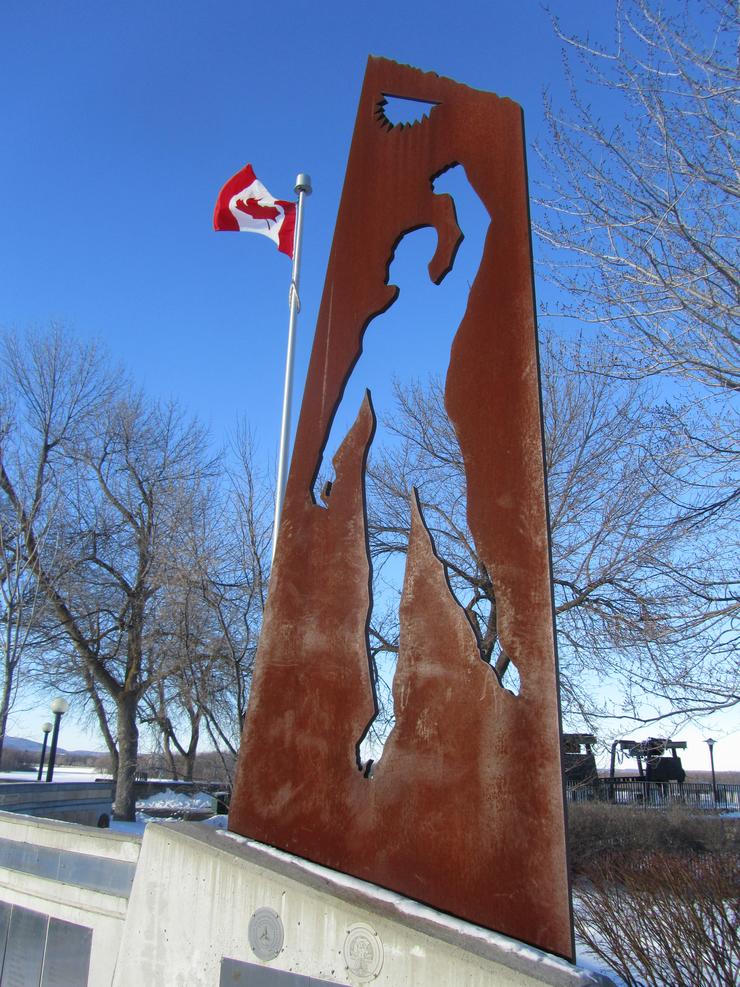 McKenzie-Papineau Memorial. Green Island park. Ottawa. Unha homenaxe aos canadenses que loitaron nas Brigadas Internacionais / Diego Rojo