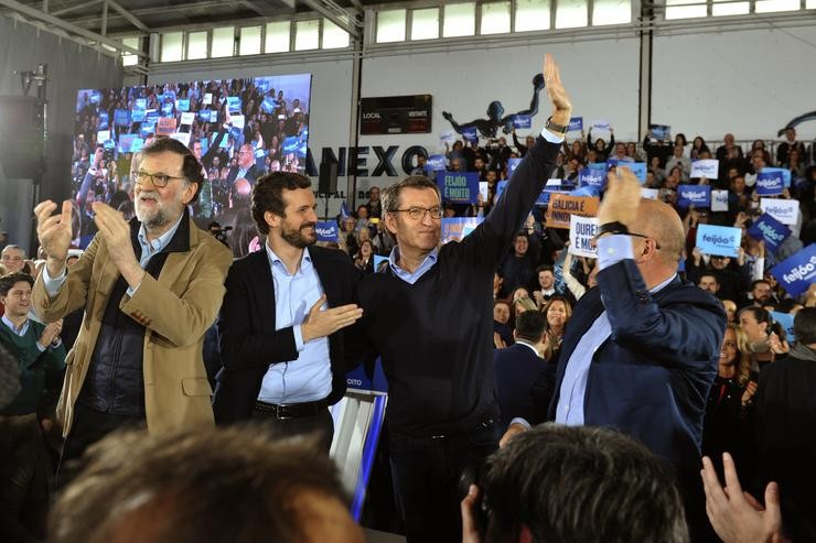 O presidente do Goberno, Mariano Rajoy, o presidente do PP, Pablo Casado, e o candidato popular ao 5A, Alberto Núñez-Feijóo, asisten a un acto de celebración dos 11 anos de presidencia de Núñez Feijóo en Galicia, en Ourense (Galicia). Rosa Veiga - Europa Press 