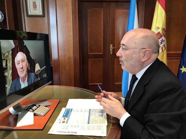 O delegado do Goberno en Galicia, Javier Losada, mantén unha reunión telemática co presidente da Confederación de Empresarios de Galicia (CEG), Antonio Fontenla. DELEGACIÓN DO GOBERNO EN GALICIA / Europa Press