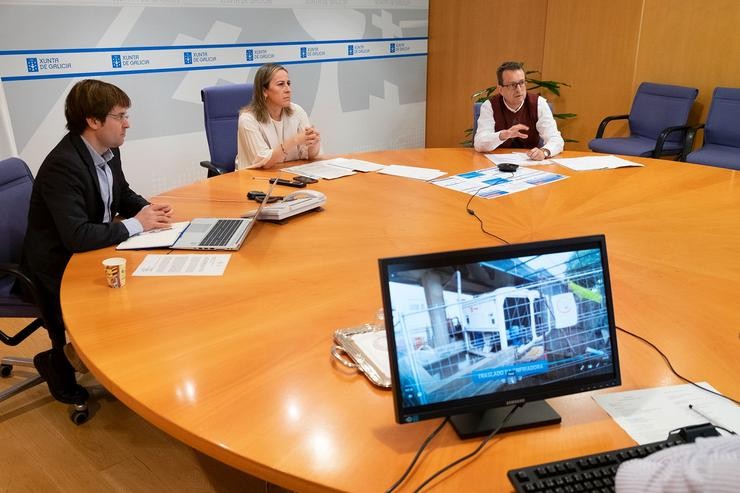 A conselleira Infraestruturas e Mobilidade, Ethel Vázquez, mantén unha reunión por videoconferencia co equipo das obras do CHUF.. XUNTA