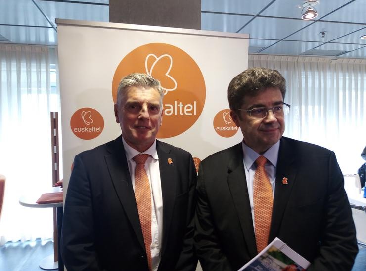O presidente de Euskaltel; Xabier Iturbe, e o CEO, José Miguel García. EUROPA PRESS - Arquivo 
