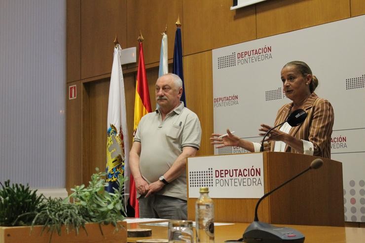 Rolda de prensa da presidenta da Deputación de Pontevedra, Carmela Silva, sobre axudas.. DEPUTACIÓN DE PONTEVEDRA 