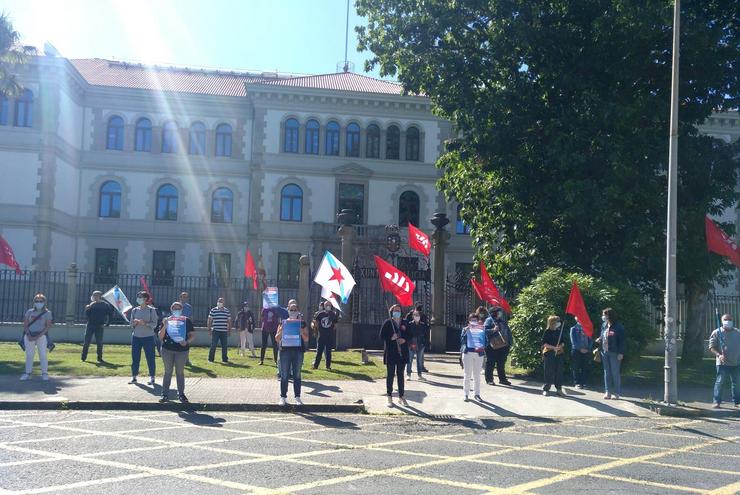 Unha manifestación ante a Xunta de Galicia/CIG-SAÚDE