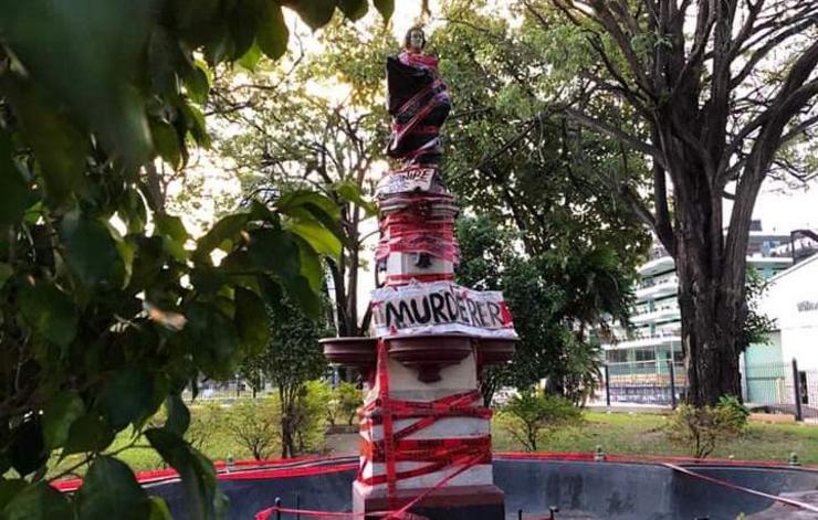 Estatua de Colón en Trinidade e Tobago.