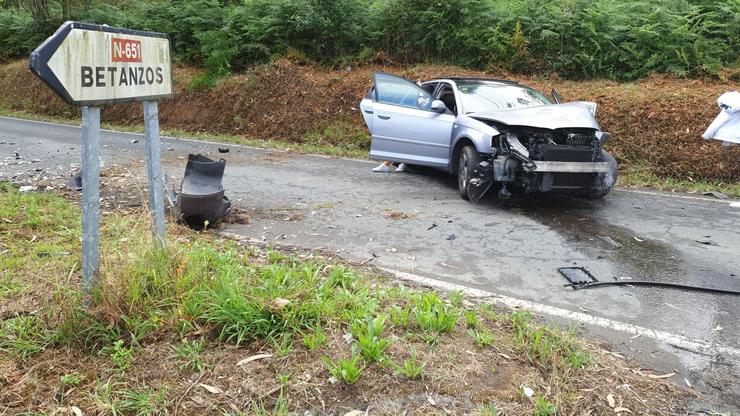 Imaxe de arquivo dun accidente. GARDA CIVIL