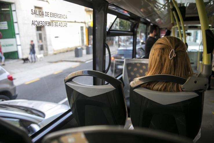 Autobús urbano. XUNTA - Arquivo 