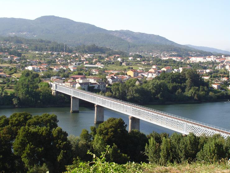 Ponte internacional entre Tui e Valença/wikipedia