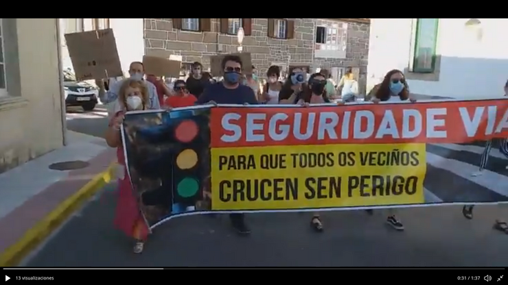 Protesta en Portosín (Porto do Son) reclamando máis seguridade viaria