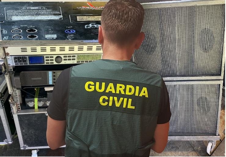 Garda civil / GARDA CIVIL