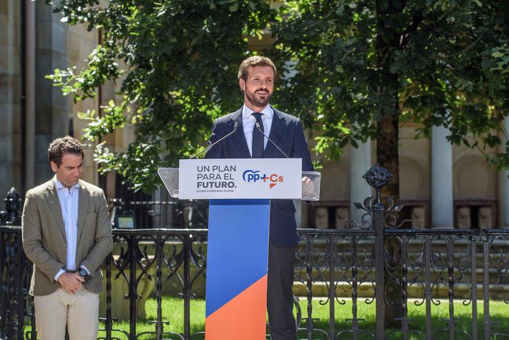 O presidente do Partido Popular, Pablo Casado, durante a súa intervención no acto central de campaña da coalición PP+C´s na Casa de Xuntas de Gernika. En Guernika, Biscaia, País Vasco (España) a 5 de xullo de 2020.. Pool 