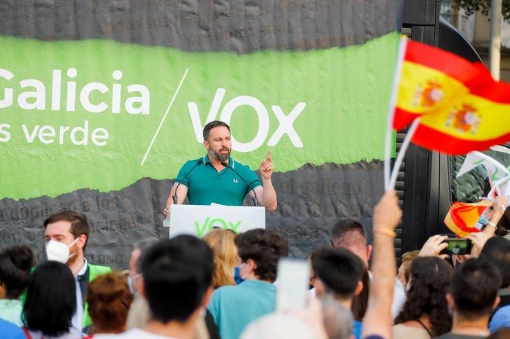 O presidente de Vox, Santiago Abascal, durante un acto electoral de Vox en Vigo (Pontevedra), a 8 de xullo de 2020. MVR