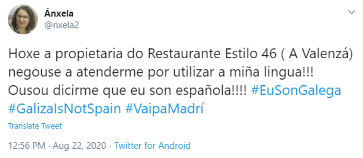 Captura de pantalla do tweet no que unha muller denuncia que non a atenderon nun local por falar en galego