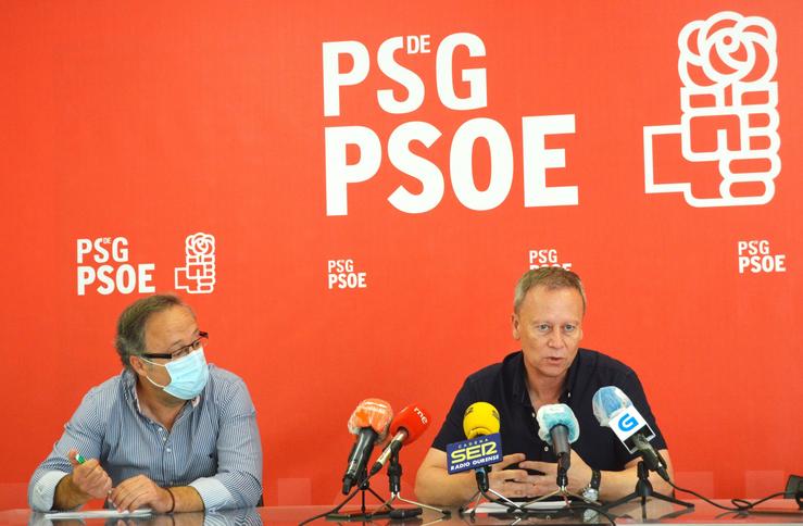 Rolda de prensa do PSOE en Ourense. 