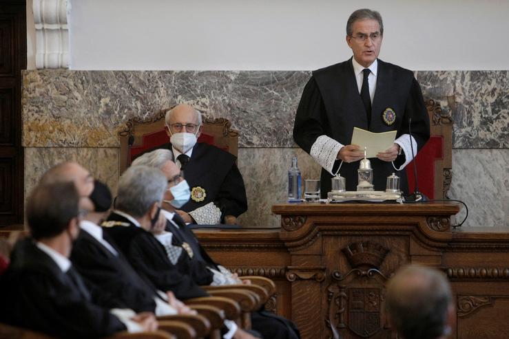 O presidente do Tribunal Superior de Xustiza de Galicia (TSXG), José María Gómez e Díaz-Castroverde, no acto de apertura do ano xudicial xunto co fiscal superior de Galicia, Fernando Suanzes. Pool 